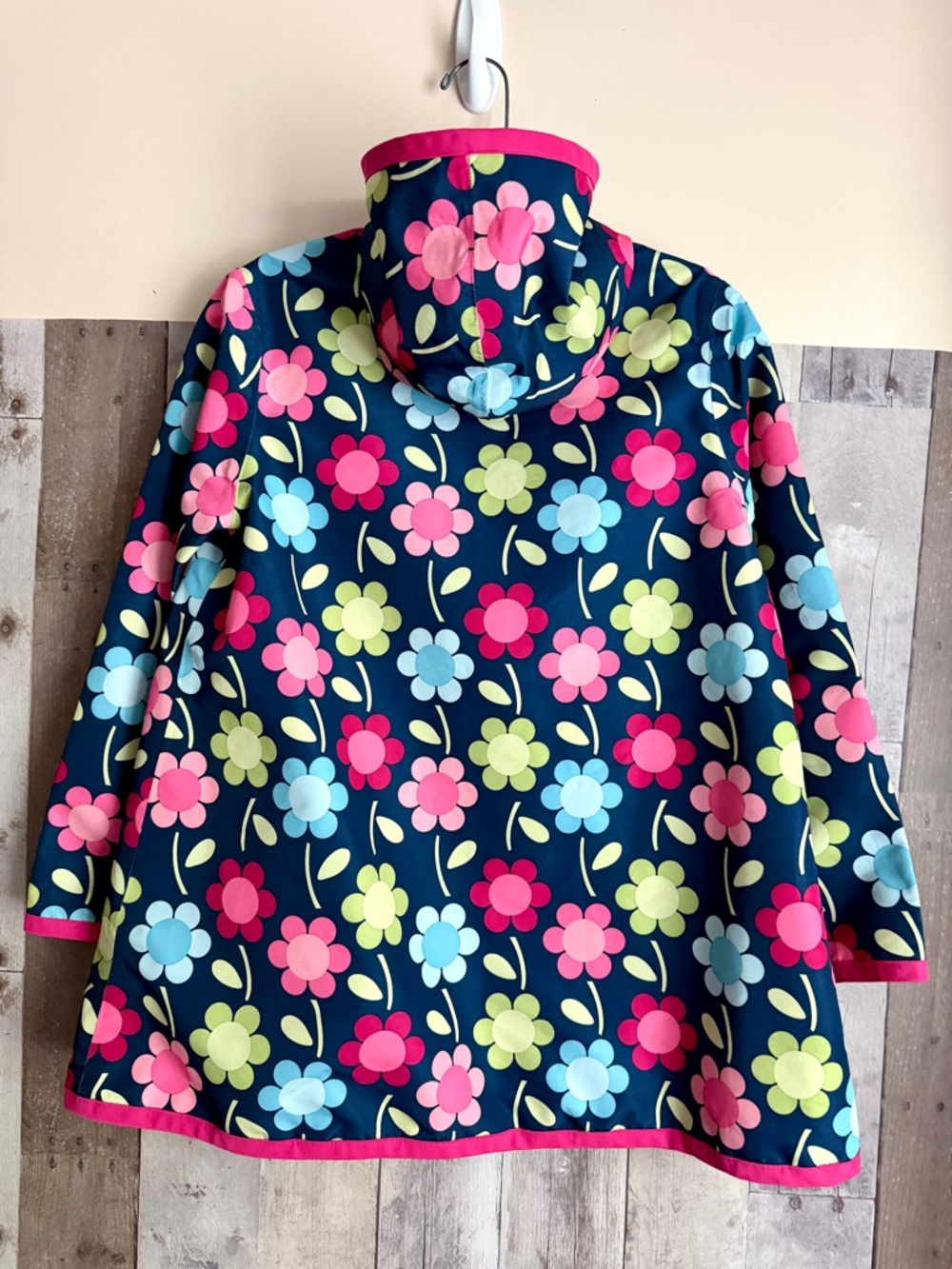 Gymboree Girls Raincoat with beautiful flower pattern - Picture 8 of 13